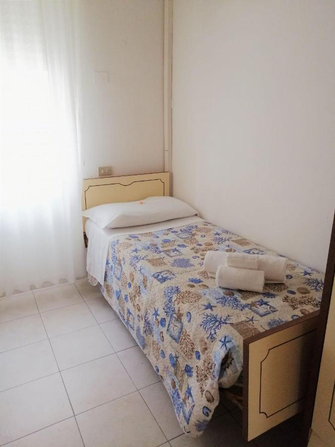 רימיני Hotel Alba מראה חיצוני תמונה