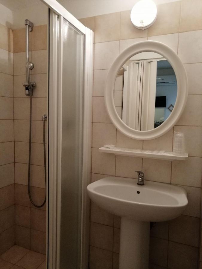 רימיני Hotel Alba מראה חיצוני תמונה