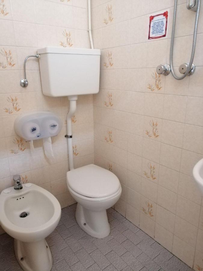 רימיני Hotel Alba מראה חיצוני תמונה
