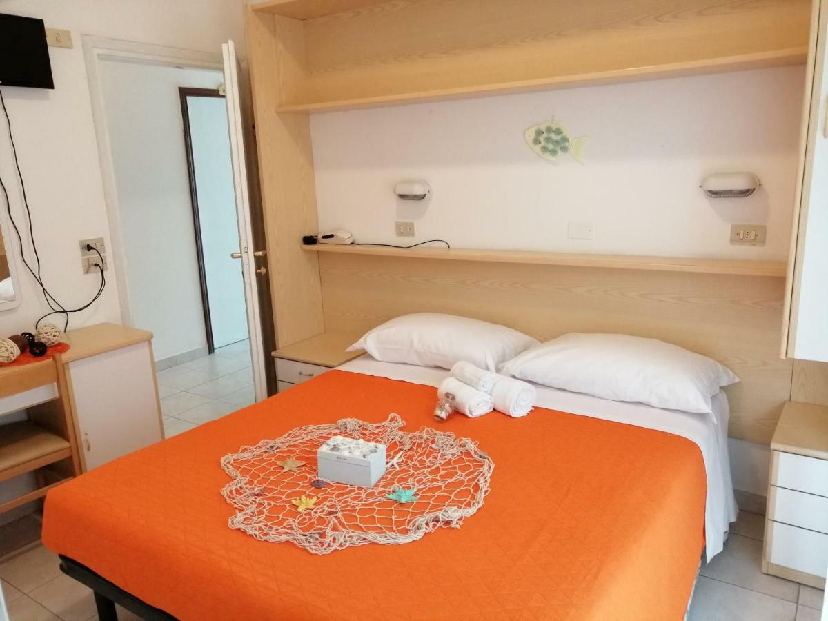 רימיני Hotel Alba מראה חיצוני תמונה