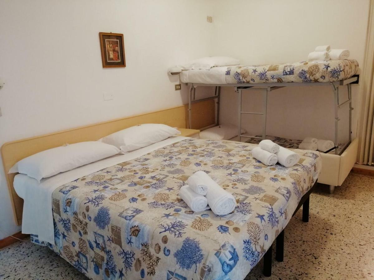 רימיני Hotel Alba מראה חיצוני תמונה